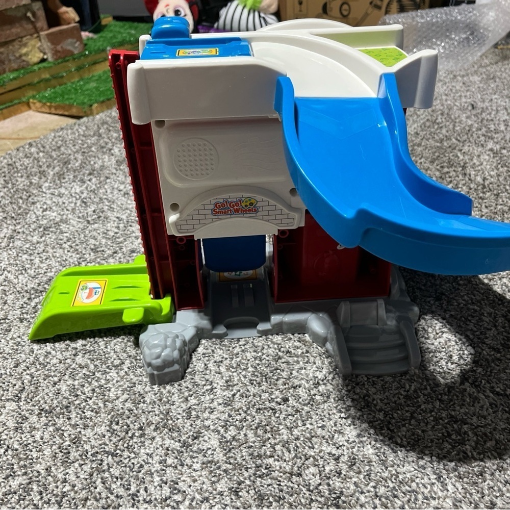 VTech Go! Go! Smart Wheels Fire Command Rescue Center As Is See Note - Picture 3 of 7